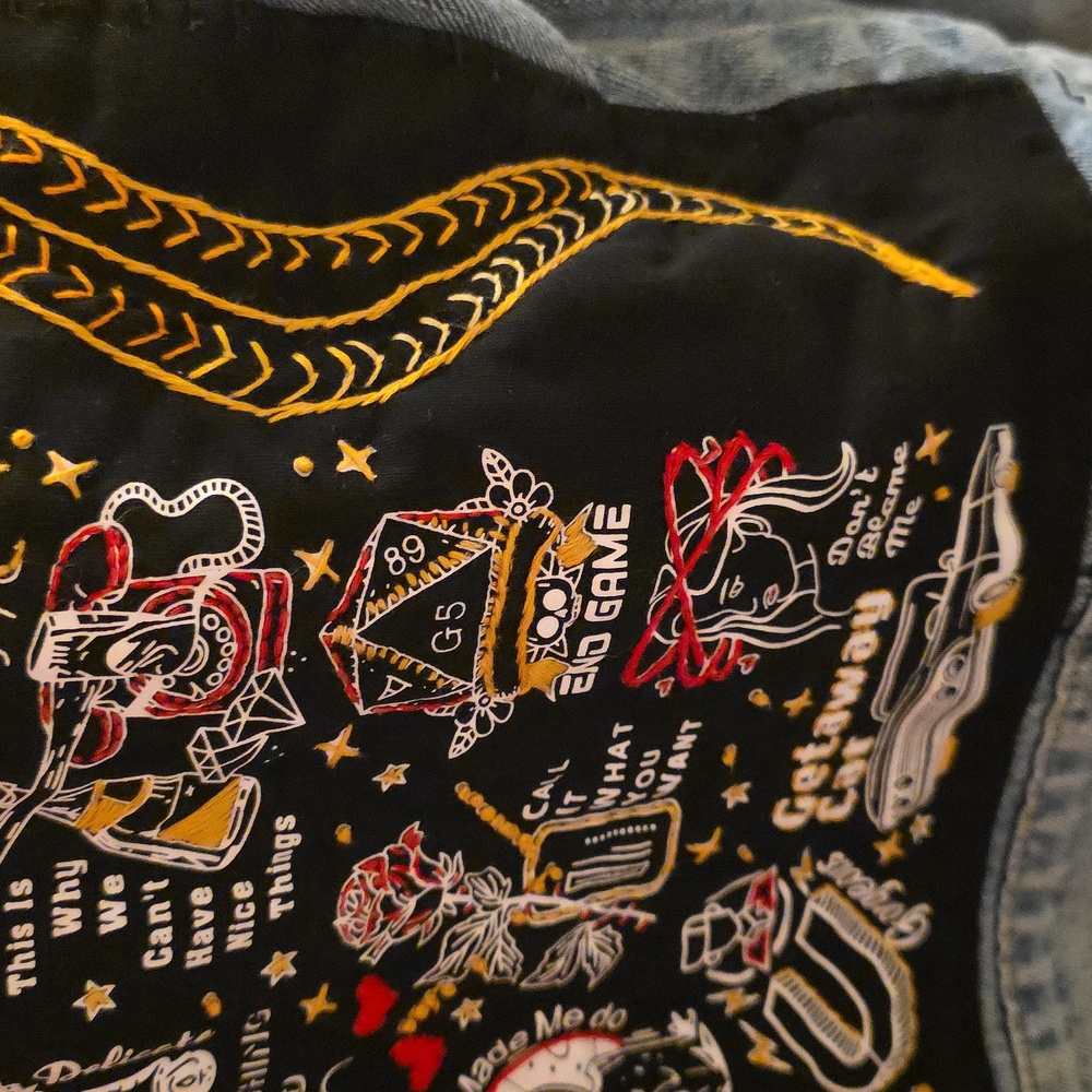 HAND CRAFTED Jacket UPCYCLED Blue Denim Embroidered Taylor Swift Tee Size M - Picture 8 of 17